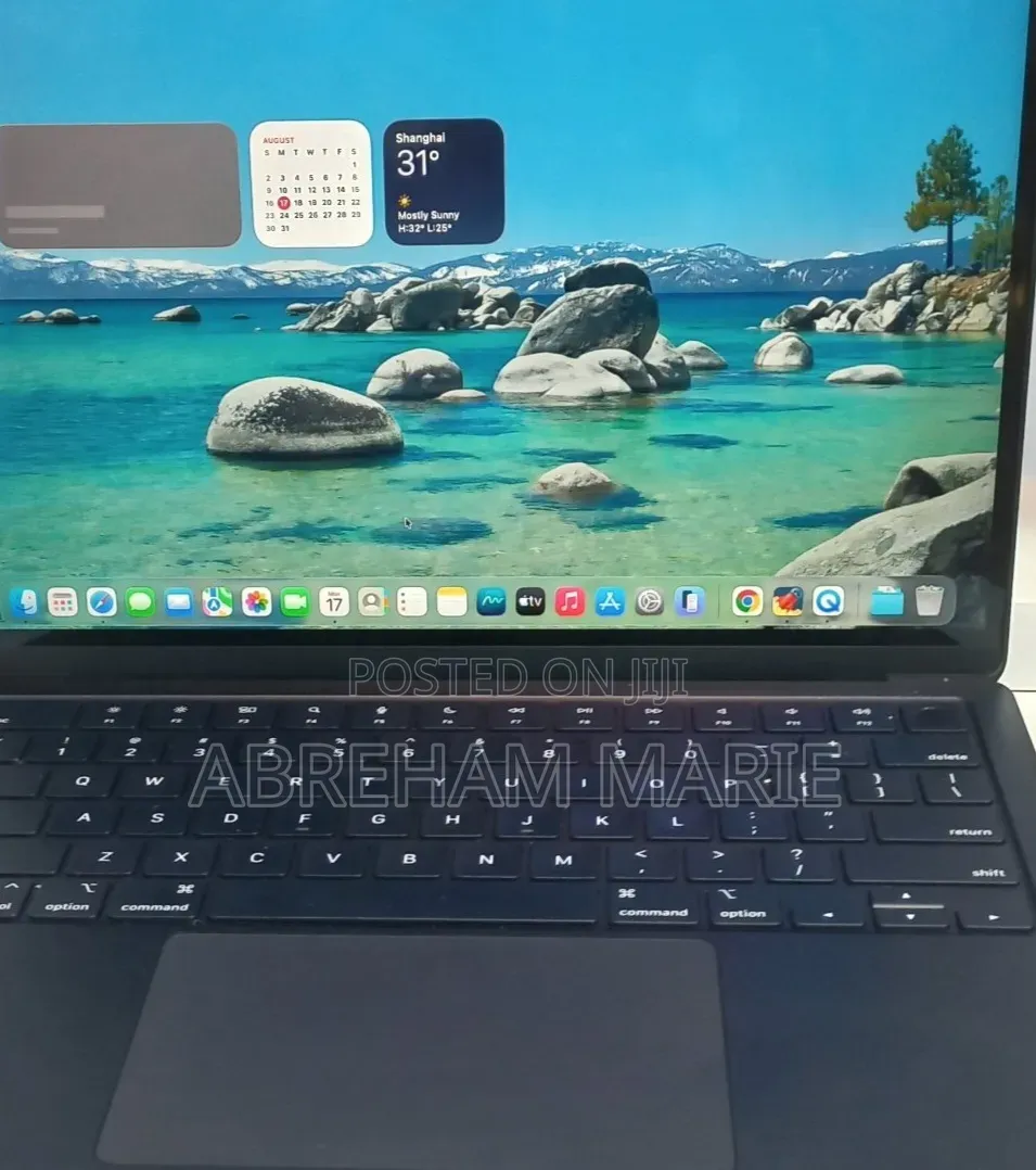New Laptop Apple MacBook Air 2022 M2 8GB Apple M2 SSD 256GB