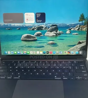 New Laptop Apple MacBook Air 2022 M2 8GB Apple M2 SSD 256GB