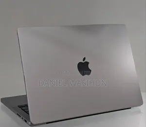 New Laptop Apple MacBook Pro 2021 M1 16GB Apple M1 Pro SSD 512GB