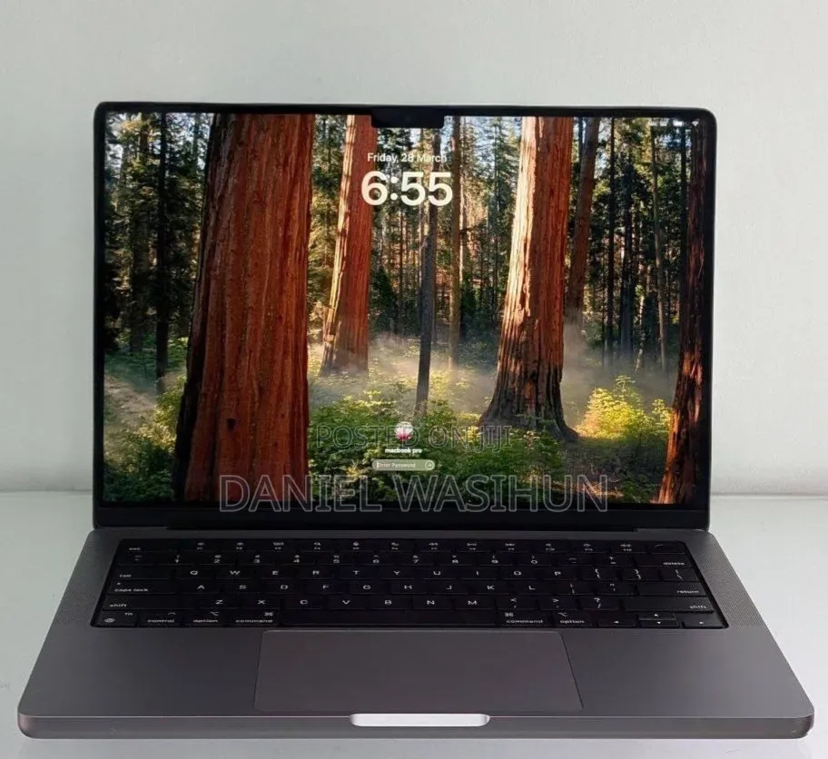 New Laptop Apple MacBook Pro 2021 M1 16GB Apple M1 Pro SSD 512GB