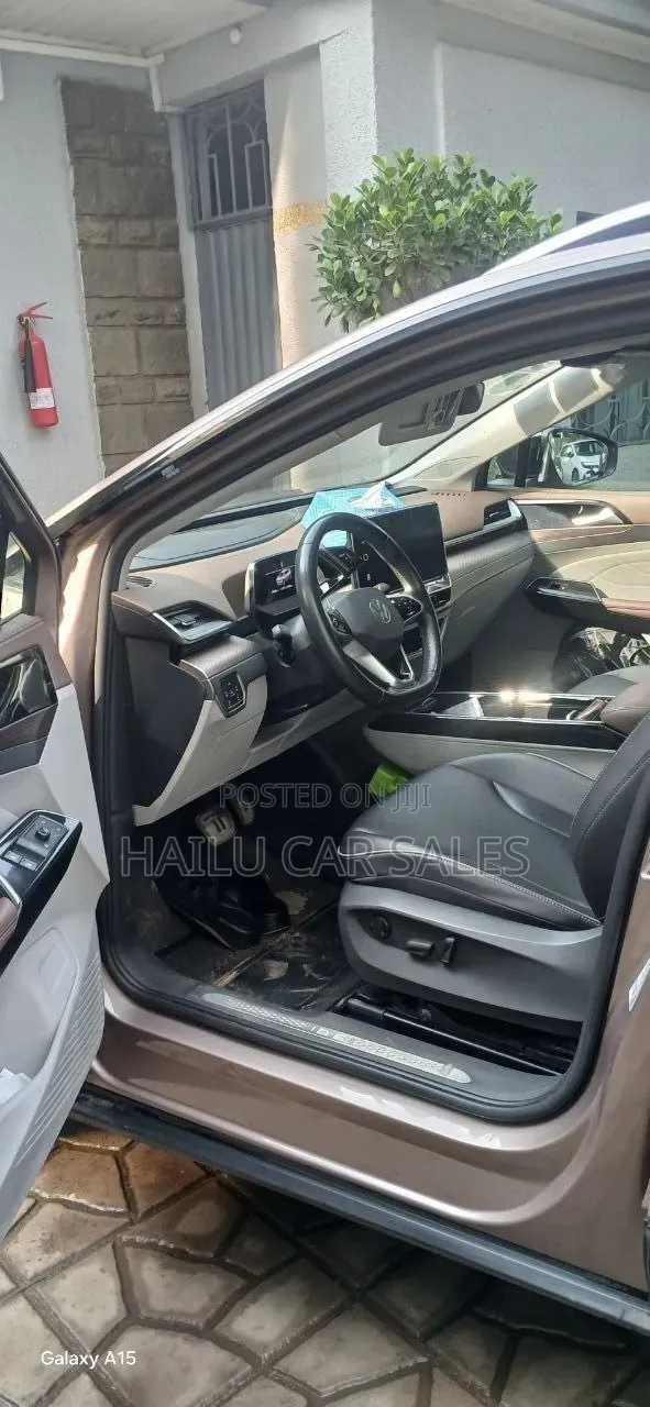 New Volkswagen ID.6 2022 Brown