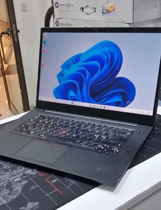 New Laptop Lenovo ThinkPad X1 16GB Intel Core i7 SSD 512GB