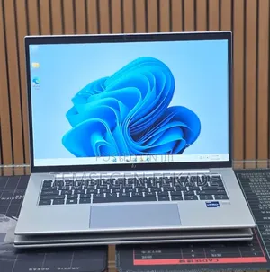 New Laptop HP EliteBook 840 G10 16GB Intel Core i7 SSD 512GB