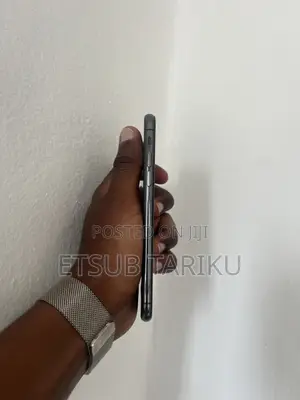 Apple iPhone XS 64 GB Black