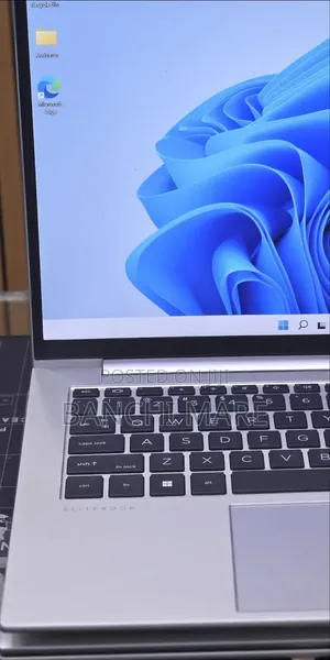 New Laptop HP EliteBook 840 G9 16GB Intel Core i7 SSD 512GB