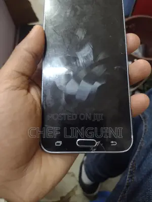 Samsung Galaxy J3 8 GB Black