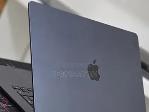 New Laptop Apple MacBook Air 2025 M4 16GB Apple M4 SSD 256GB