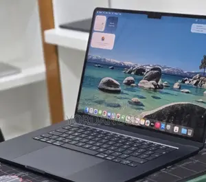 New Laptop Apple MacBook Air 2025 M4 16GB Apple M4 SSD 256GB