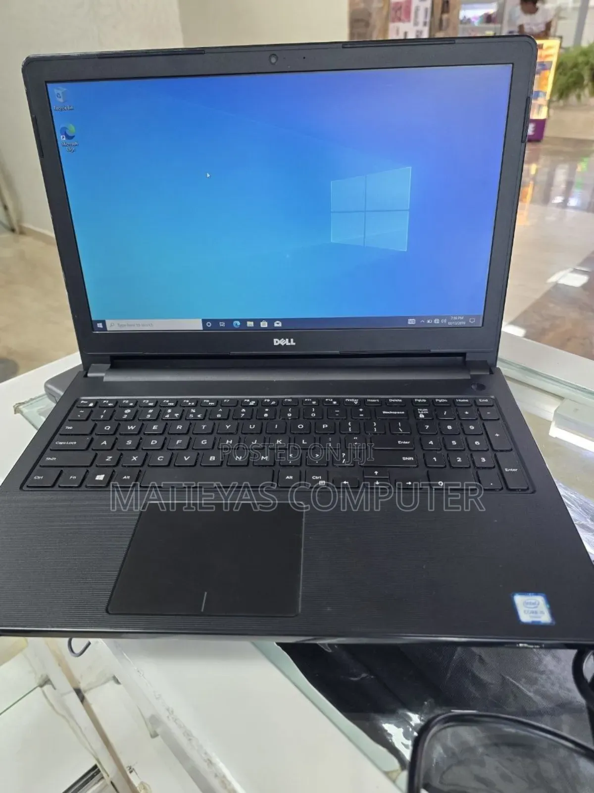 New Laptop Dell 4GB Intel Core i5 HDD 1T
