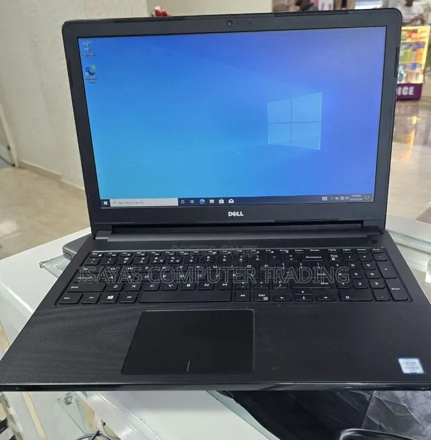 Laptop Dell Vostro 15 3000 4GB Intel Core i5 HDD 1T