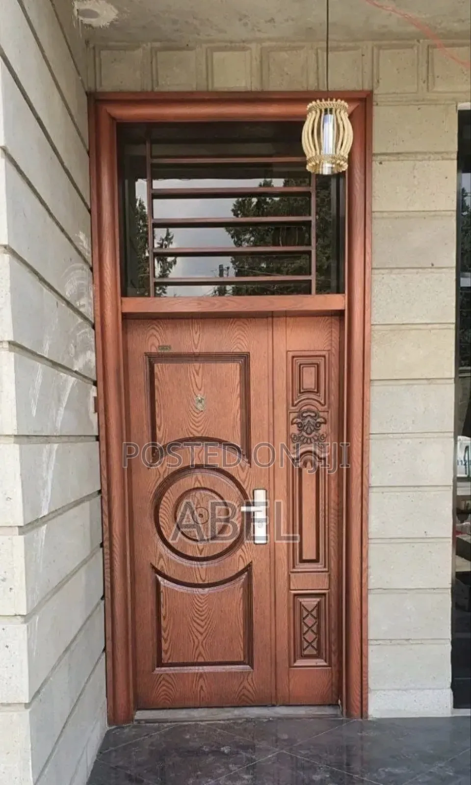 ​ለየት ያለ የውስጥ እና የውጭ ውበት: የVictor Door ዘመናዊ የበር አማራጮች