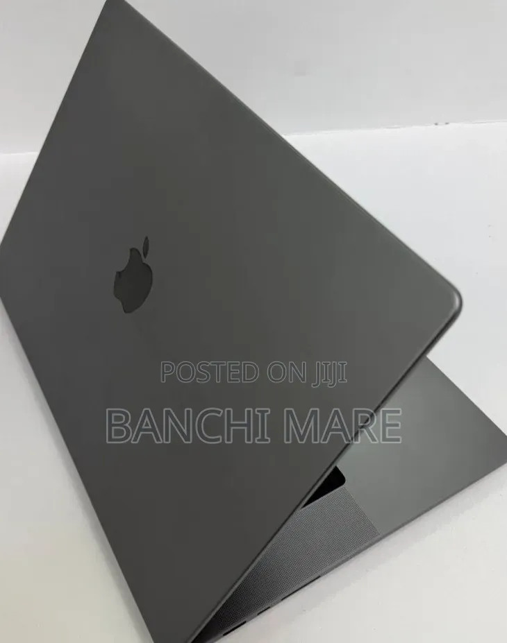 New Laptop Apple MacBook Pro 2021 M1 16GB Apple M1 Pro SSD 512GB