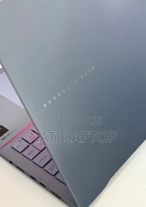 New Laptop Asus 32GB Intel Core Ultra 9 SSD 512GB
