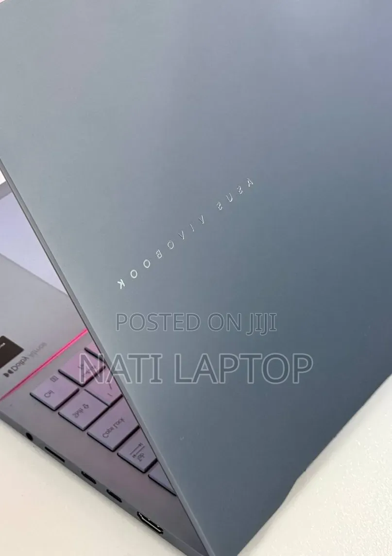 New Laptop Asus 32GB Intel Core Ultra 9 SSD 512GB