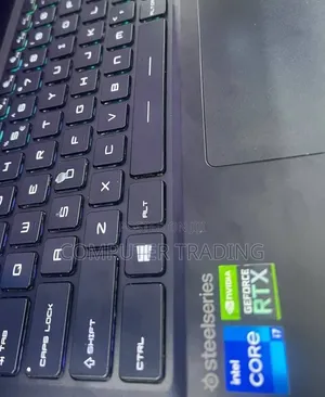 New Laptop MSI GP75 Leopard 16GB Intel Core i7 SSD 1T