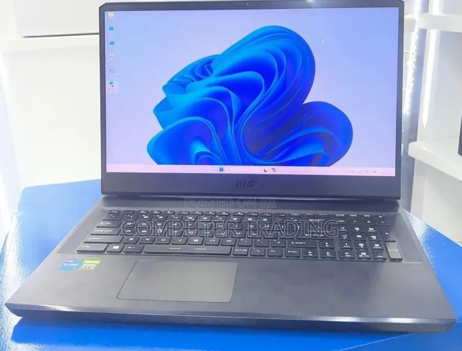 New Laptop MSI GP75 Leopard 16GB Intel Core i7 SSD 1T