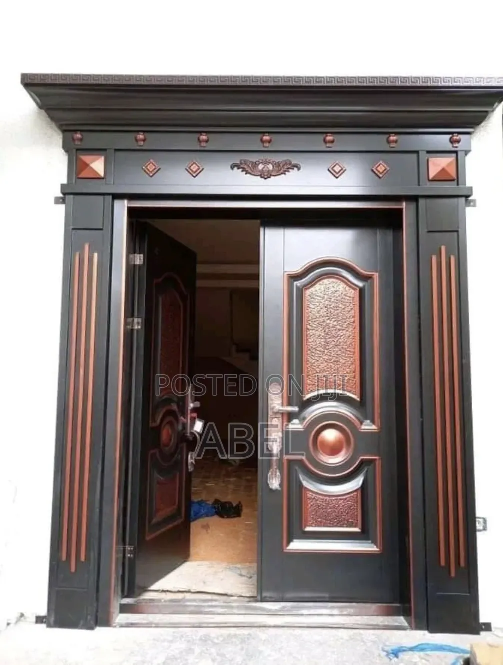 ለቤትዎ ግርማ ሞገስ እና ጥንካሬ: የVictor Door ምርጥ ምርቶች