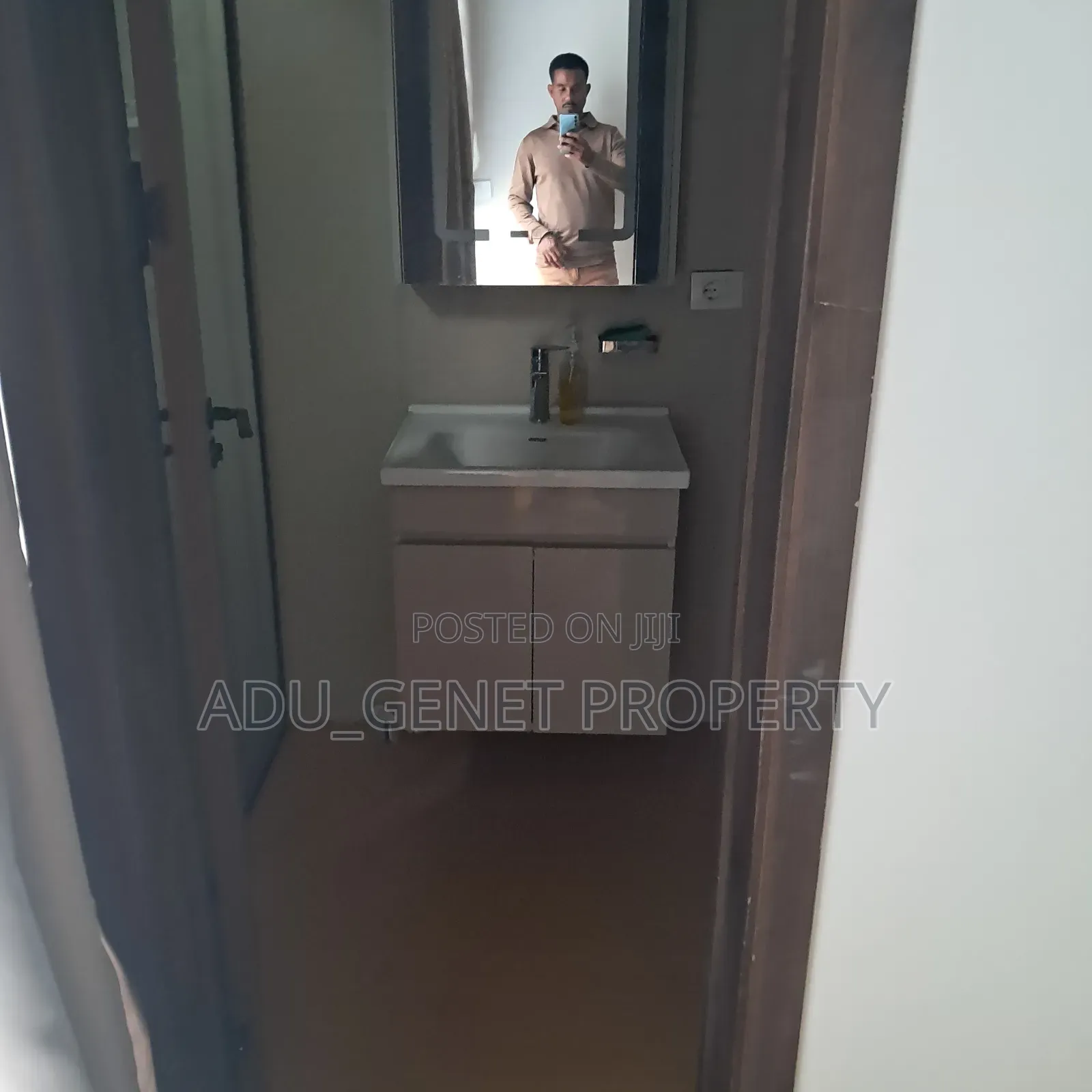 Furnished 2bdrm Apartment in Sumit Noah, Bole for sale