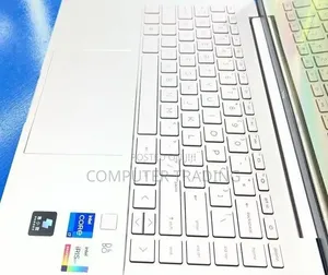 New Laptop HP Pavilion X2 10 16GB Intel Core i7 SSD 1T