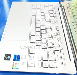 New Laptop HP Pavilion X2 10 16GB Intel Core i7 SSD 1T