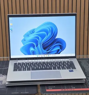 New Laptop HP EliteBook 840 G10 16GB Intel Core i7 SSD 512GB