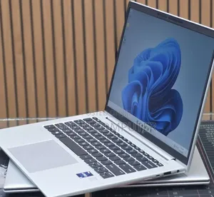 New Laptop HP EliteBook 840 G9 16GB Intel Core i7 SSD 512GB