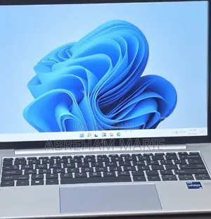 New Laptop HP EliteBook 840 G9 16GB Intel Core i7 SSD 512GB