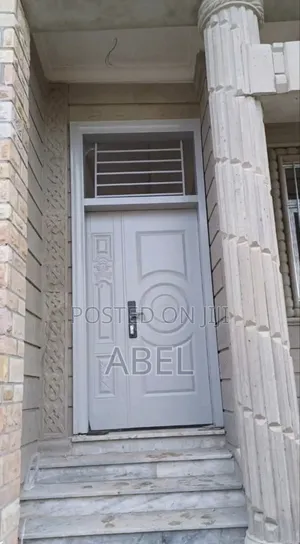 Victor Door: በማንኛውም ቤት ላይ ውብ ሆኖ የሚታይ ዘመናዊ የበር ስብስብ