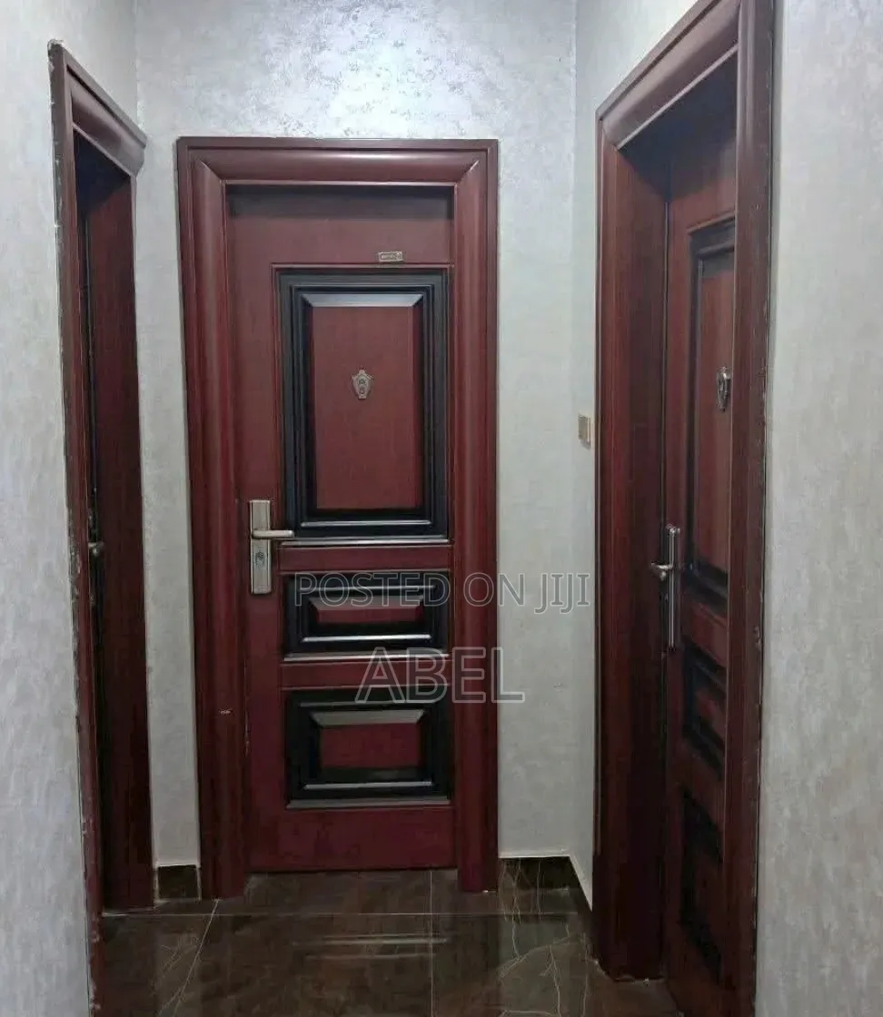 Victor Door: በማንኛውም ቤት ላይ ውብ ሆኖ የሚታይ ዘመናዊ የበር ስብስብ