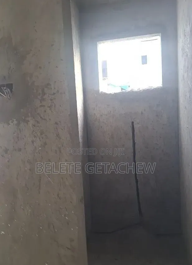 3bdrm Apartment in Semit,  Semifinished, Bole for sale