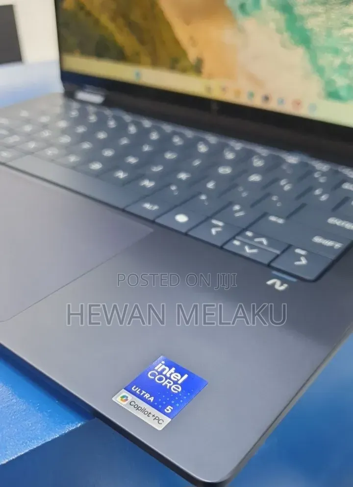 New Laptop HP OmniBook X Flip 14" 16GB Intel Core Ultra 5 SSD 512GB