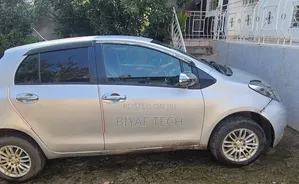 Toyota Yaris 2008 Silver