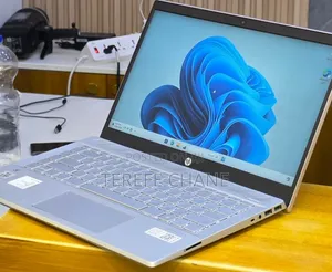 New Laptop HP Pavilion 14 8GB Intel Core i5 SSD 512GB