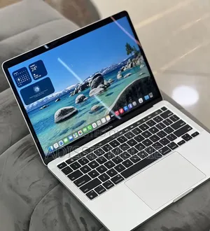 New Laptop Apple MacBook Pro 2022 M2 8GB Apple M2 SSD 512GB
