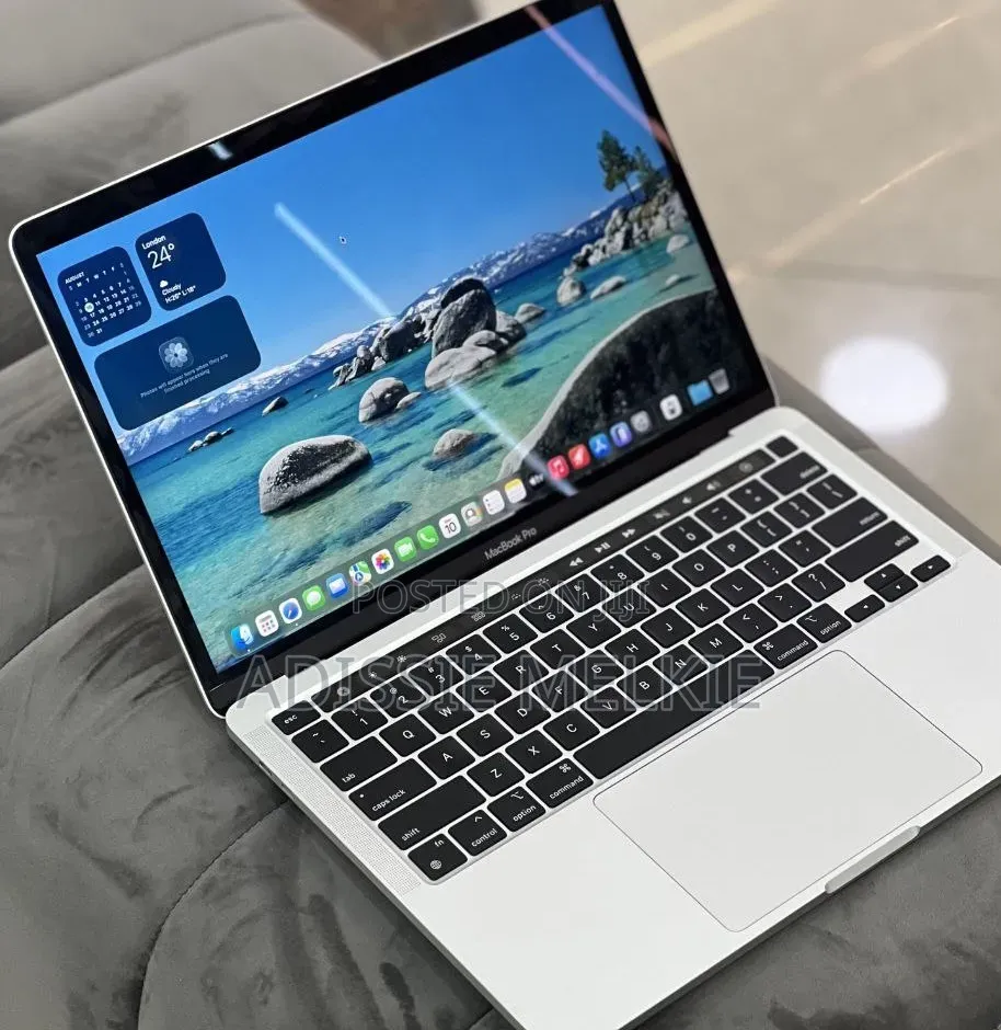 New Laptop Apple MacBook Pro 2022 M2 8GB Apple M2 SSD 512GB