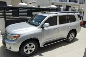 Toyota Land Cruiser 2015 Silver