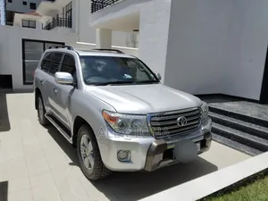 Toyota Land Cruiser 2015 Silver