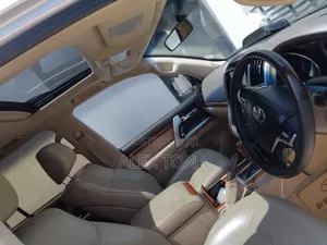Toyota Land Cruiser 2015 Silver