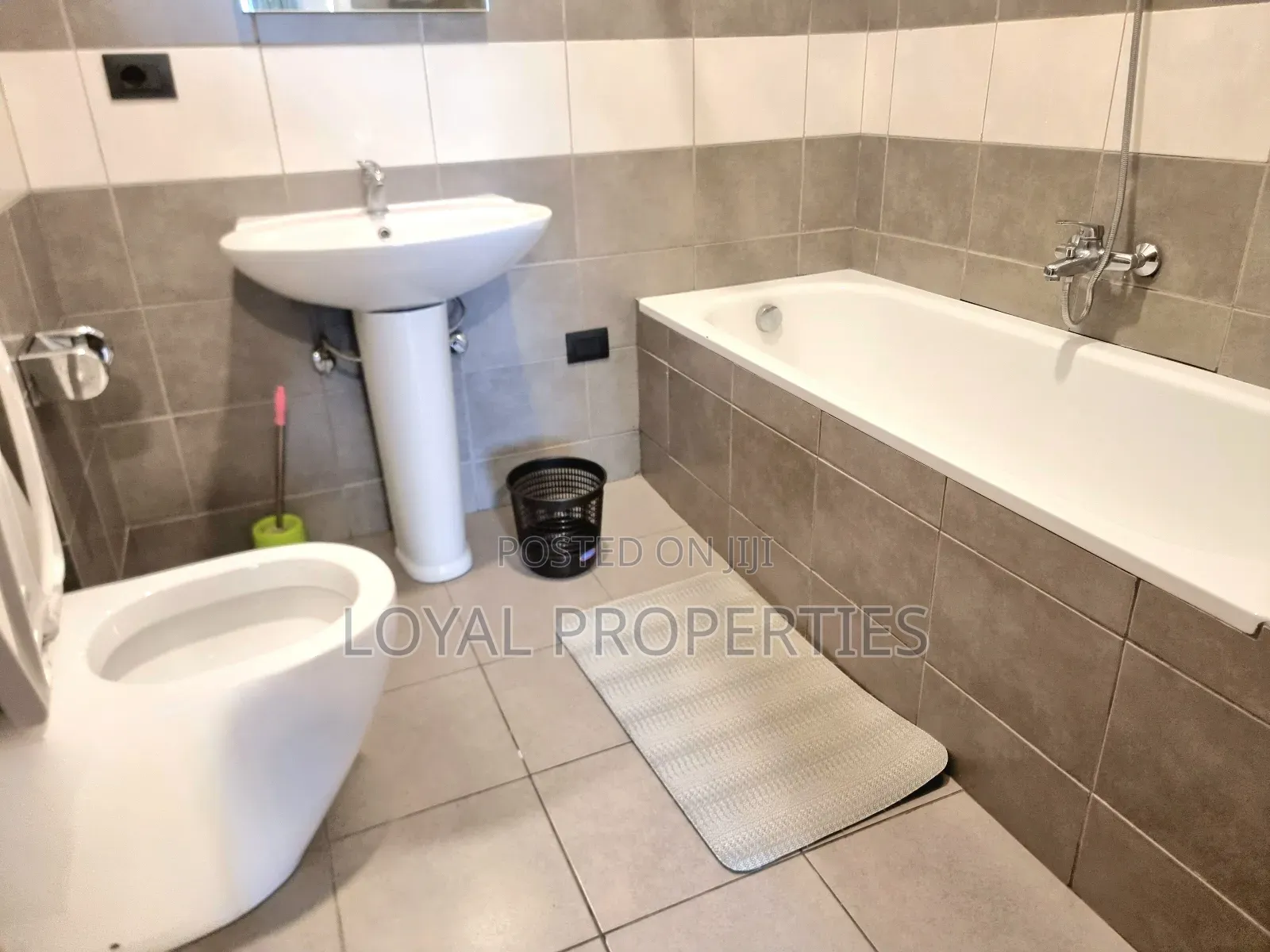 Furnished 3bdrm Apartment in Kirkos for rent