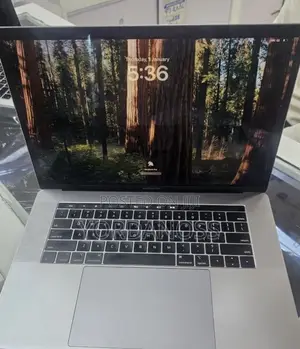 New Laptop Apple MacBook Pro 2018 16GB Intel Core i7 SSD 512GB