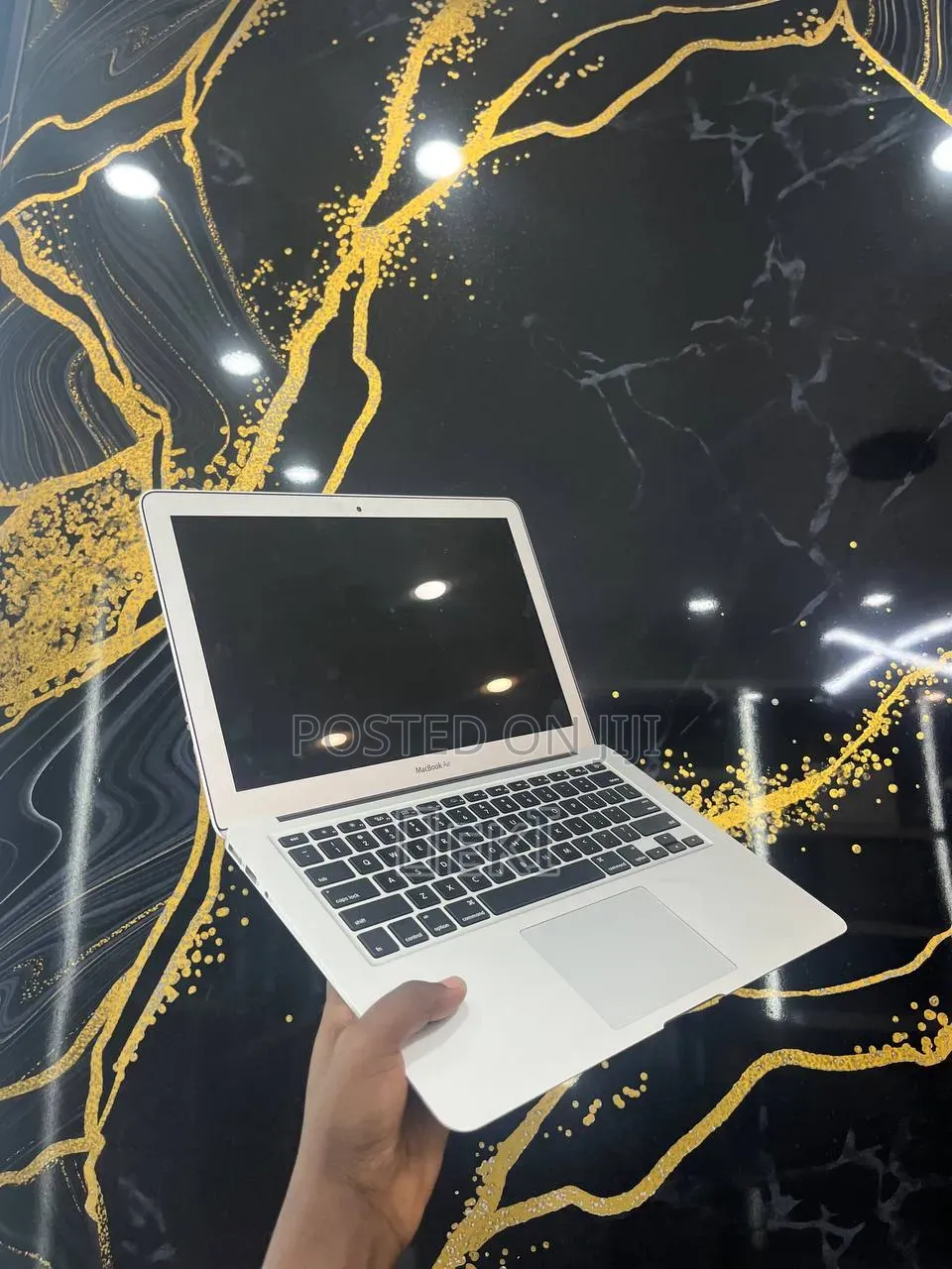 New Laptop Apple MacBook Air 2017 8GB Intel Core i5 SSD 128GB