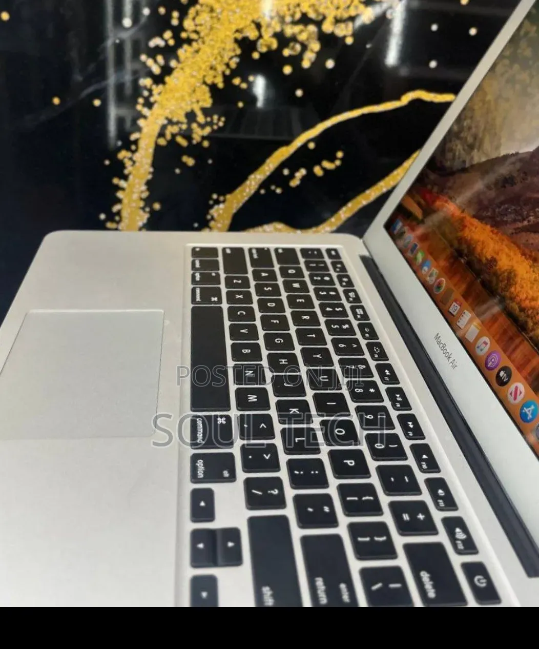 New Laptop Apple MacBook Air 2017 8GB Intel Core i5 SSD 128GB