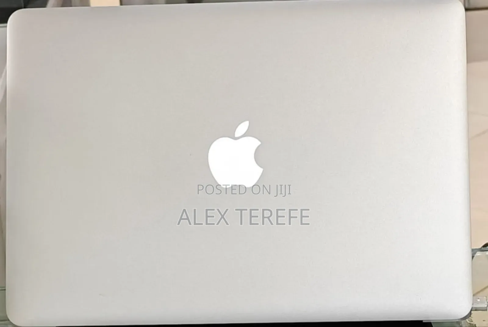 New Laptop Apple MacBook Air 2017 8GB Intel Core i7 SSD 128GB