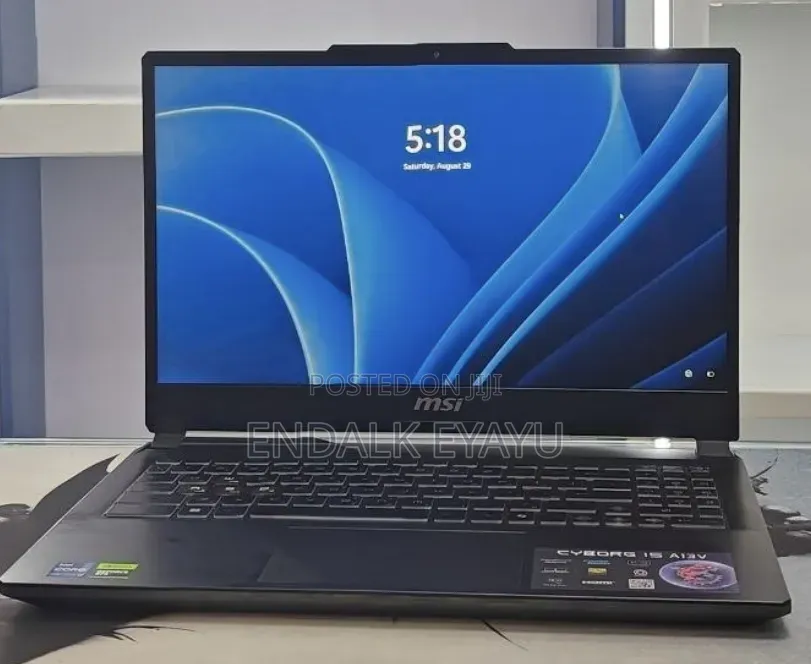 New Laptop MSI Cyborg 15 16GB Intel Core i7 SSD 1T
