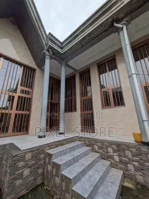 3bdrm House in Adama for sale