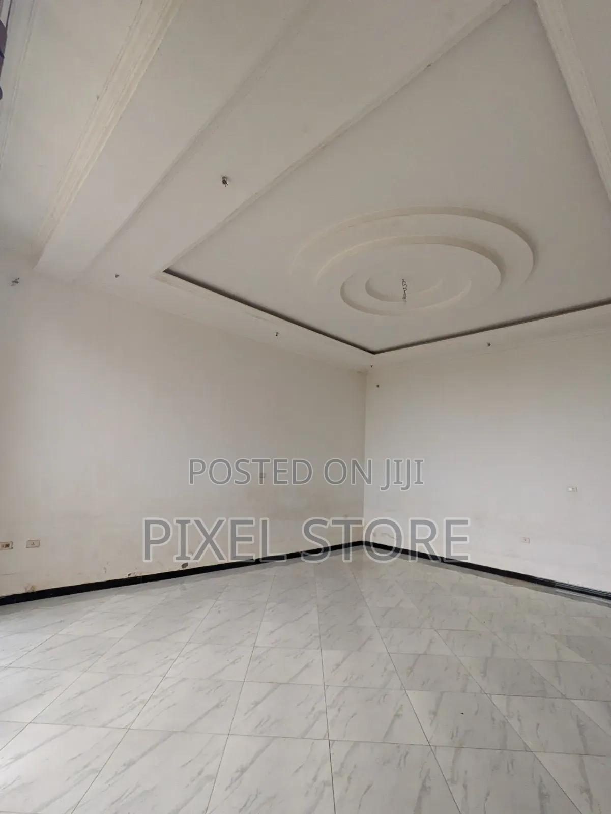 3bdrm House in Adama for sale
