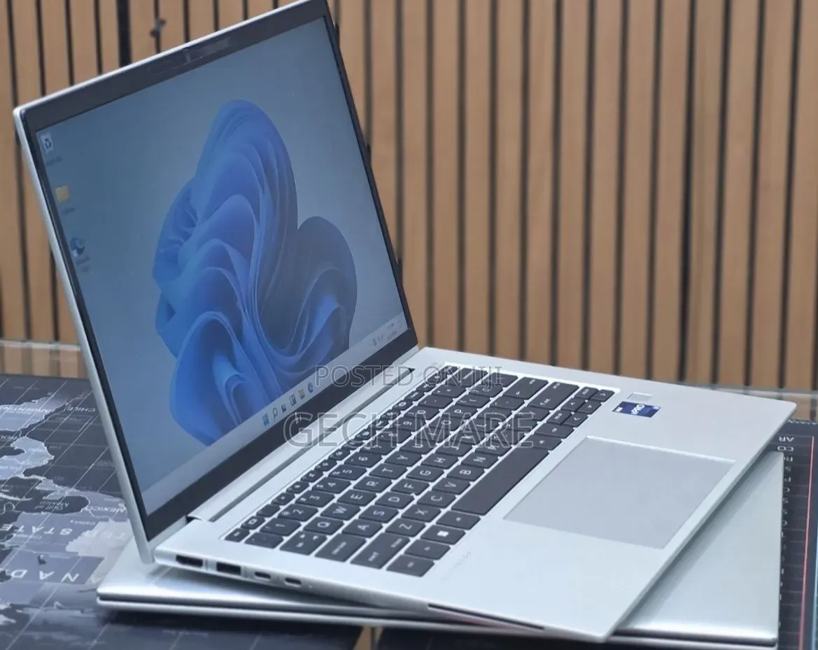New Laptop HP EliteBook 840 G9 16GB Intel Core i7 SSD 512GB