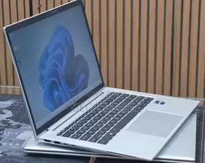 New Laptop HP EliteBook 840 G9 16GB Intel Core i7 SSD 512GB