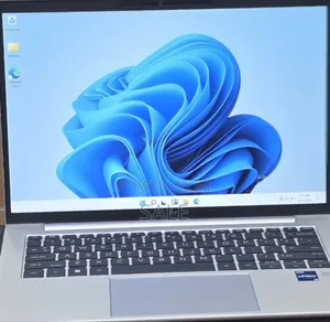 New Laptop HP EliteBook 840 G10 16GB Intel Core i7 SSD 512GB