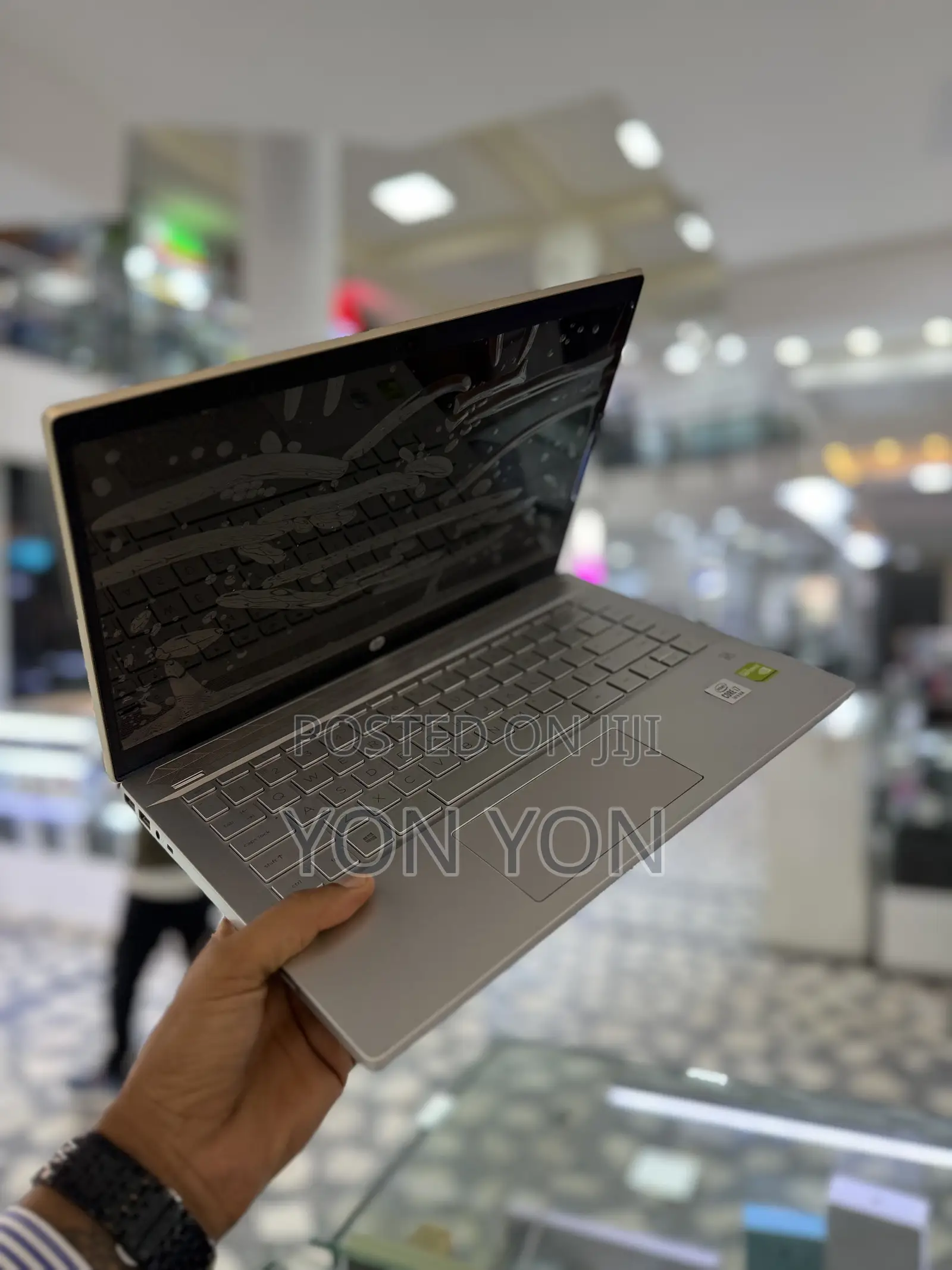 New Laptop HP Pavilion 14 16GB Intel Core i7 SSD 512GB